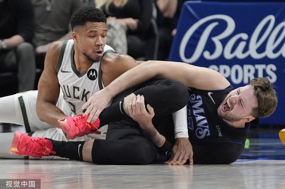 与上海男篮 与上海男篮